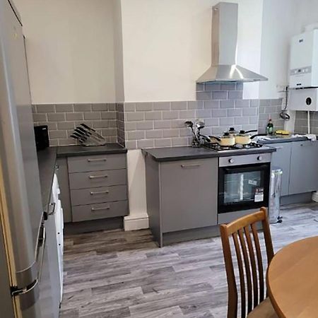 Double Bed L1 Burnley City Centre Экстерьер фото