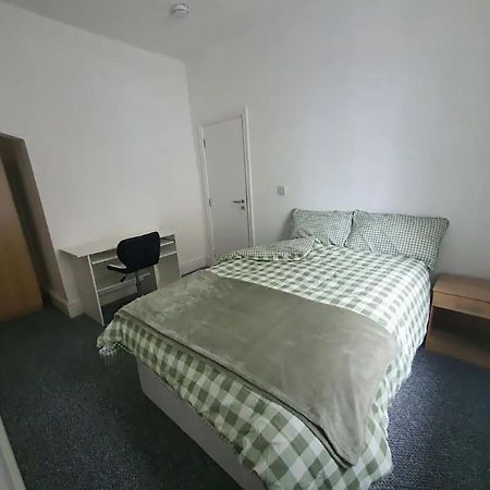 Double Bed L1 Burnley City Centre Экстерьер фото